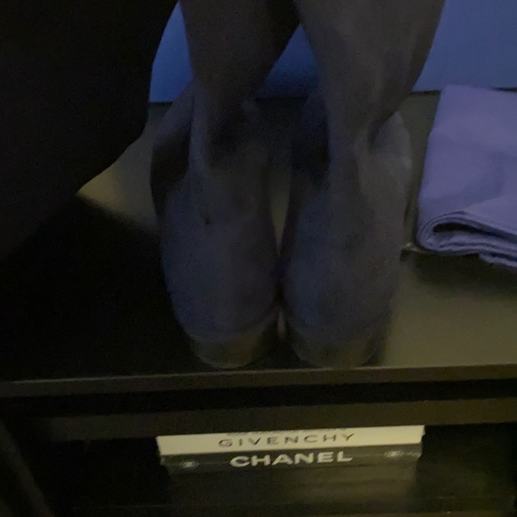 Stuart Weitzman Lowland Over the Knee Suede Boots - Picture 4 of 7